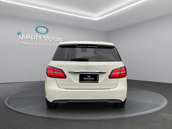 2016 MERC B180  AUTOMATIC (S88) 369340288