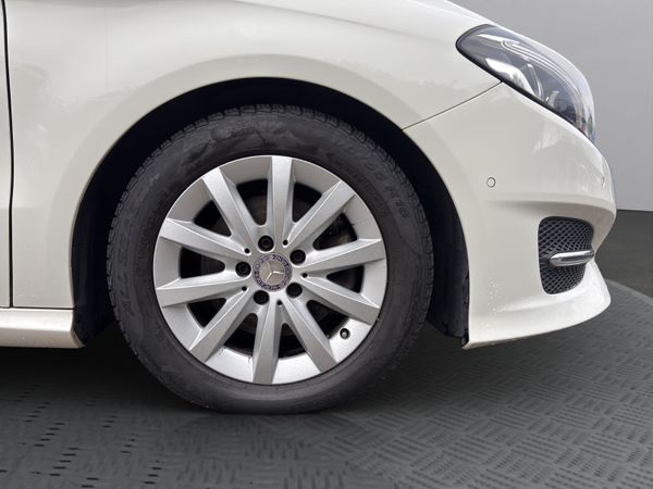 2016 MERC B180  AUTOMATIC (S88) 369340376