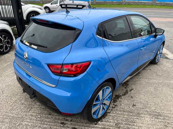 RENAULT CLIO 1.2 5DR AUTO GT VERY LOW KMS 369340786