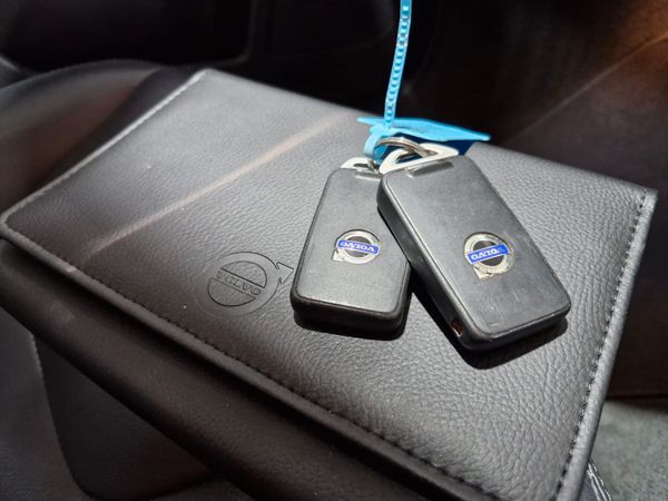 2017 Volvo XC60 D4 2.0 190 Bhp NCT 05/2027 369355378