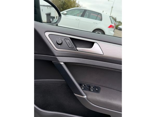 Volkswagen Golf New NCT - CL 1.2 TSI MANUAL 6SPEED 369357018