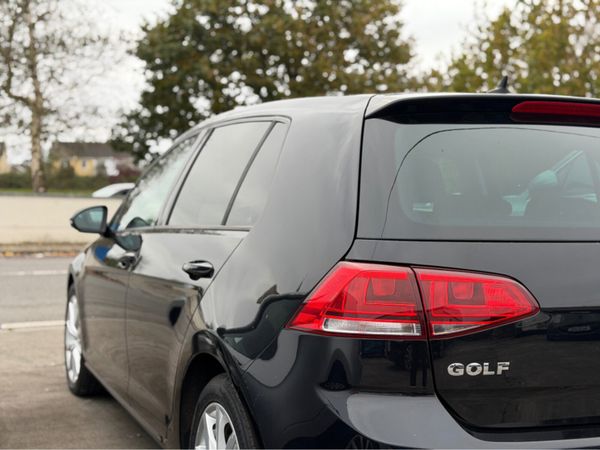 Volkswagen Golf HIGHLINE 1.2 TSI MANUAL 6SPEED FWD 369357371