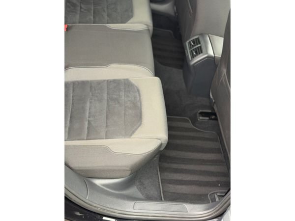 Volkswagen Golf HIGHLINE 1.2 TSI MANUAL 6SPEED FWD 369357384