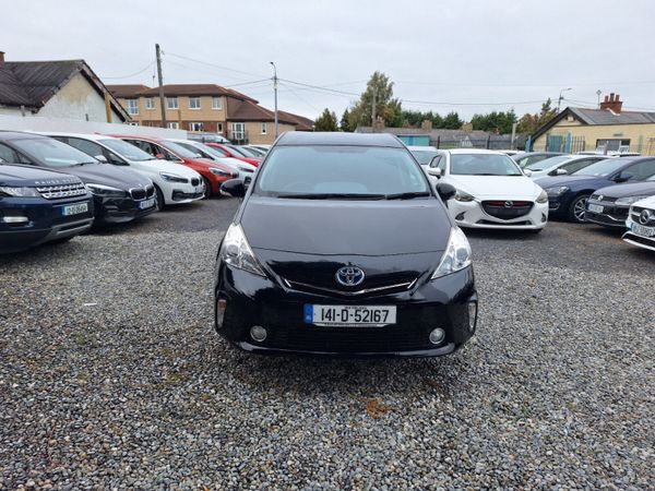 Toyota Prius 7 Seater|rear seat entertainment 369352519