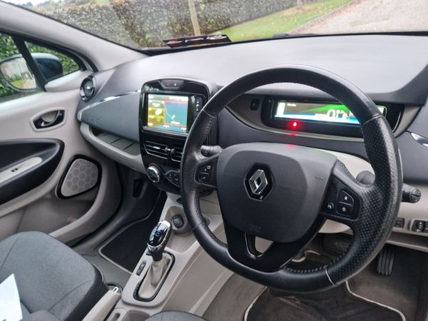 Renault Zoe , NCT 27 ,LOW KMS ,4 DOOR ,STUNNING 369369574