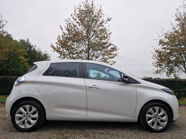 Renault Zoe , NCT 27 ,LOW KMS ,4 DOOR ,STUNNING 369369577
