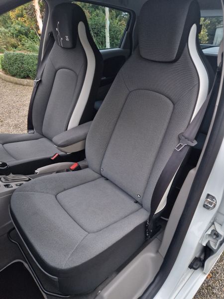 Renault Zoe , NCT 27 ,LOW KMS ,4 DOOR ,STUNNING 369369572
