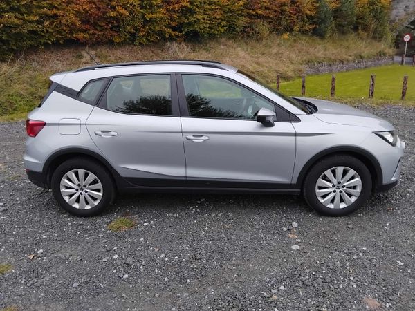 SEAT Arona 2023 369362155