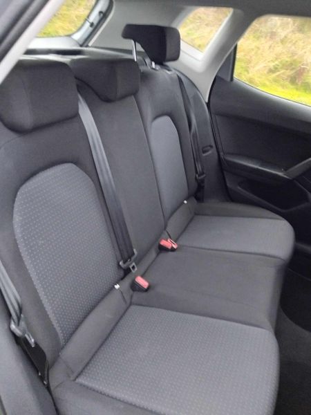 SEAT Arona 2023 369362157