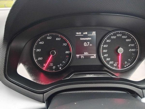 SEAT Arona 2023 369362158