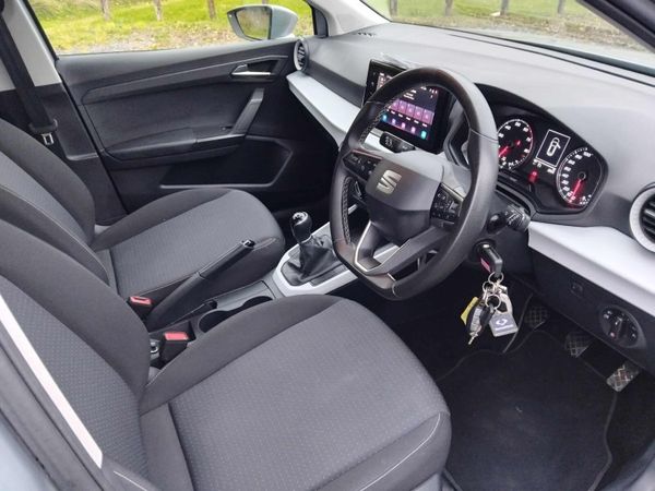 SEAT Arona 2023 369362159