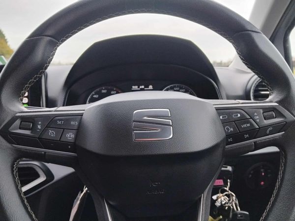 SEAT Arona 2023 369362151