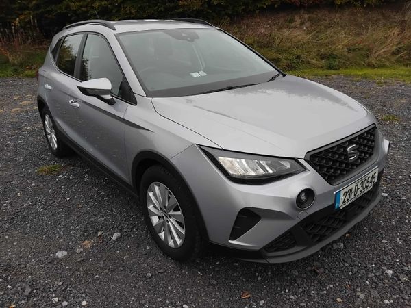 SEAT Arona 2023 369362160