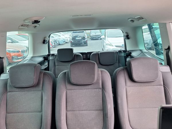 Volkswagen Sharan |Auto| Rear seat entertainment 369375521