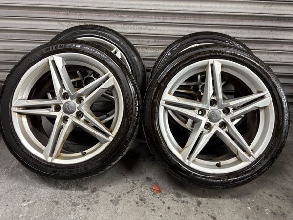 Audi A4 S-Line Alloys 18” 369378087