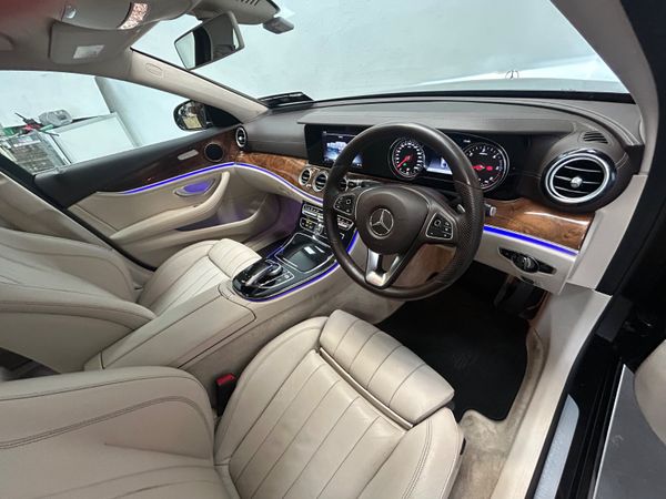 171 Mercedes-Benz E220Cdi EXCLUSIVE AUTO 369384378