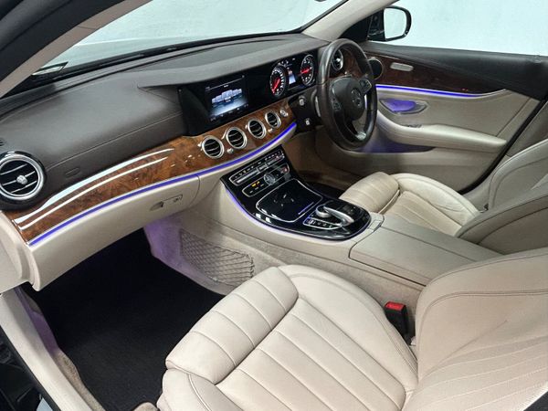 171 Mercedes-Benz E220Cdi EXCLUSIVE AUTO 369384416