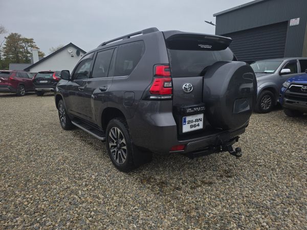 Toyota Land Cruiser LC 7 Seater 204Bhp 369397632