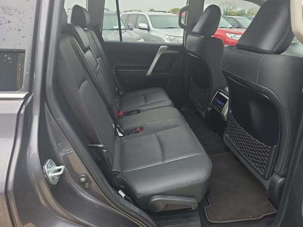 Toyota Land Cruiser LC 7 Seater 204Bhp 369397646