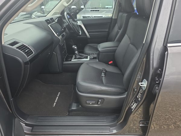 Toyota Land Cruiser LC 7 Seater 204Bhp 369397647