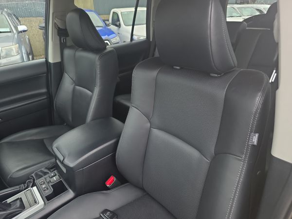 Toyota Land Cruiser LC 7 Seater 204Bhp 369397648