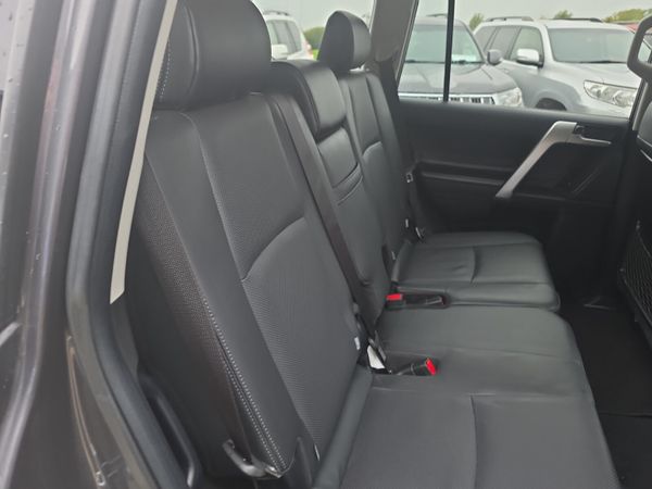 Toyota Land Cruiser LC 7 Seater 204Bhp 369397642