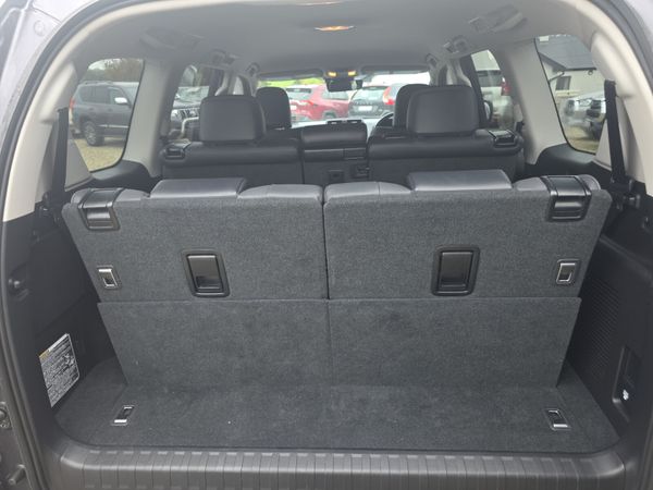 Toyota Land Cruiser LC 7 Seater 204Bhp 369397664