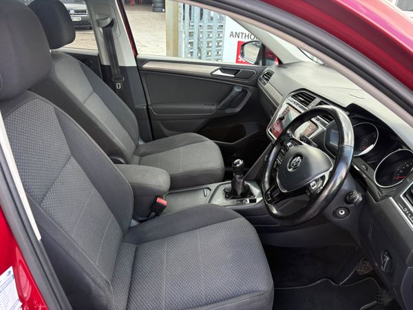 Volkswagen Tiguan 7 seater 2.0tdi 369426559