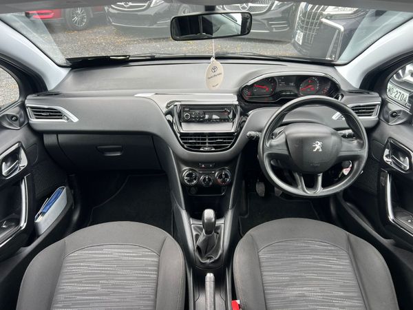 131 Peugeot 208 1.4 369455973