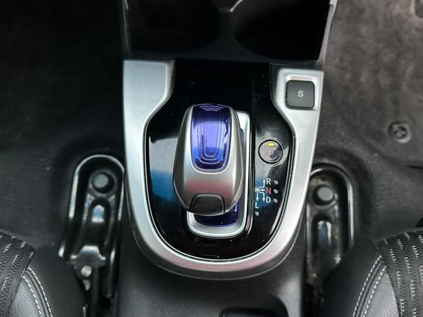 HONDA FIT 2016 LEATHER TOPSPECS 369477616