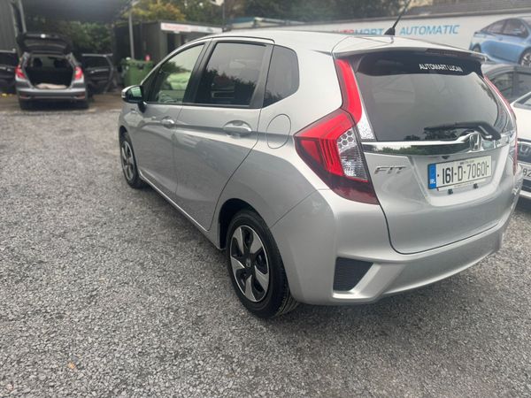 HONDA FIT 2016 LEATHER TOPSPECS 369477639