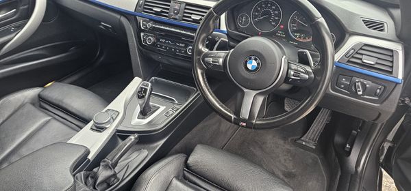 BMW 3-Series 2017 (M SPORT) 369479078
