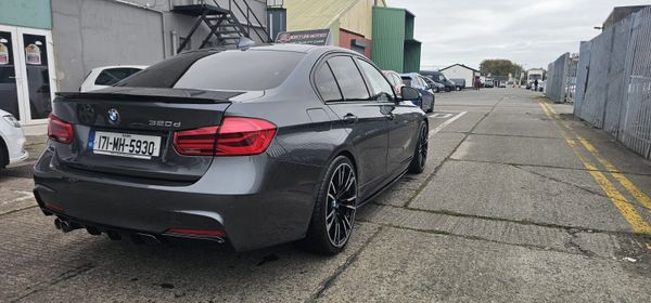 BMW 3-Series 2017 (M SPORT) 369479070