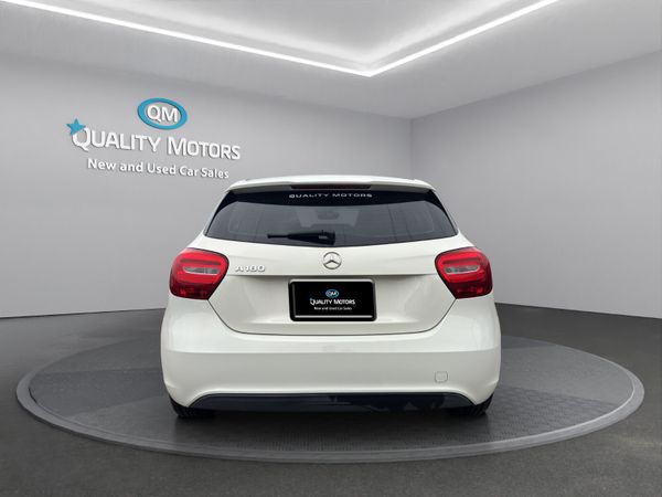 2017 MERC A180 (B38) 369484965