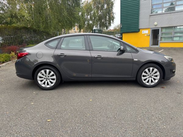 Opel Astra  1.7 CDTI Low Kms 369480751