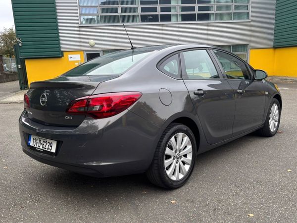 Opel Astra  1.7 CDTI Low Kms 369480764