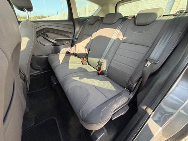 Ford Kuga 2.0TDCI 150PS Zetec NCT 07/26 TAX 12/25 369490838