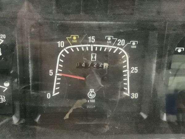 Tractor 369518895