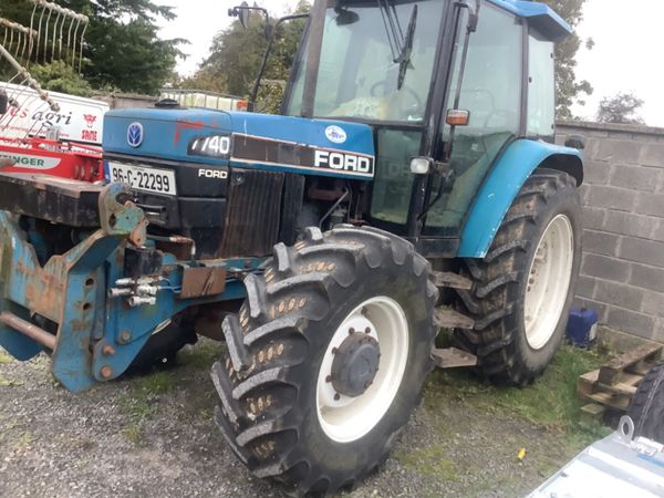 Tractor 369518896