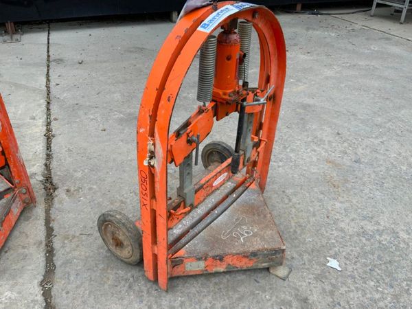 RED BANK MASONARY GUILLOTINE........695-1. 369537735