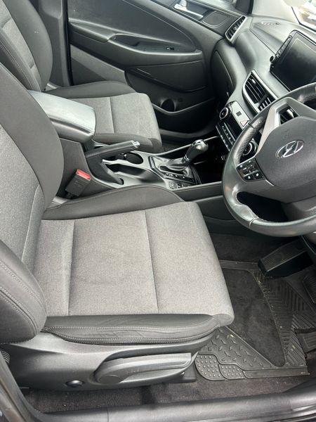 hyhundai tuscon automatic 369532742