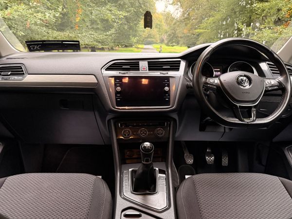 Volkswagen Tiguan 2021 7 Seater 369549158