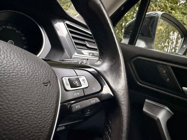 Volkswagen Tiguan 2021 7 Seater 369549200