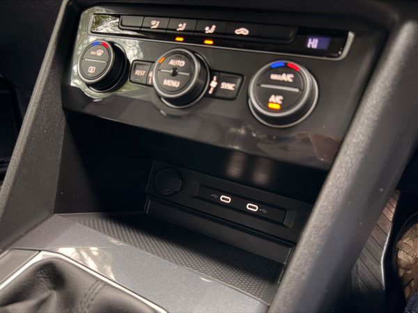Volkswagen Tiguan 2021 7 Seater 369549251