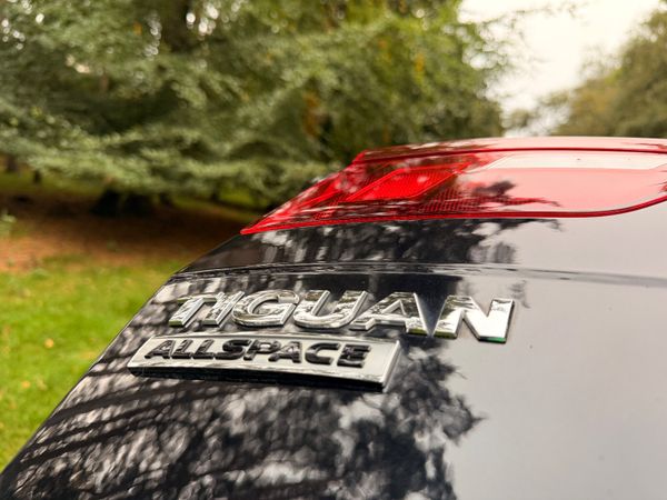 Volkswagen Tiguan 2021 7 Seater 369549304