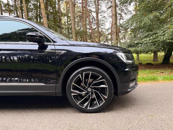 Volkswagen Tiguan 2021 7 Seater 369549308