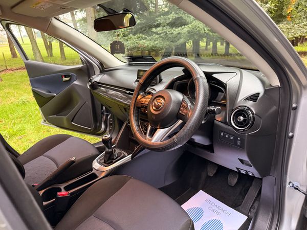 Mazda 2 1.5 Executive Low KM 369549745