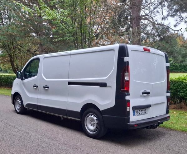 Renault Trafic 2021 DOE 10/26 369540561