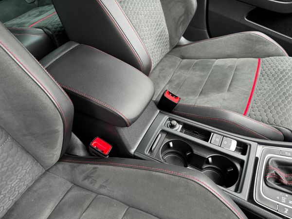 Volkswagen Golf GTI 2.0 DSG 5DR 369542012