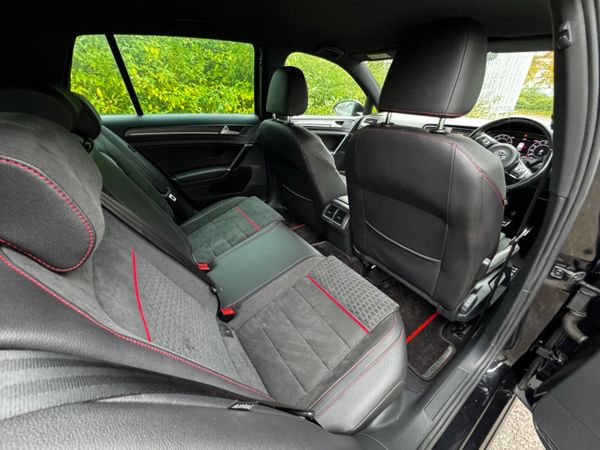 Volkswagen Golf GTI 2.0 DSG 5DR 369542022
